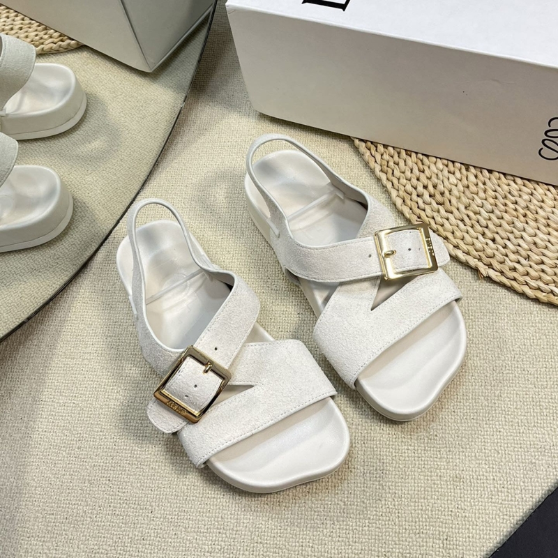 l*ew* sandals